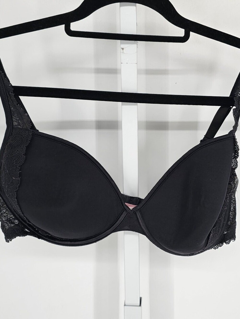Vintage Y2K Victorias Secret Womens Sz 38D Lightly Lined T Shirt Bra Black